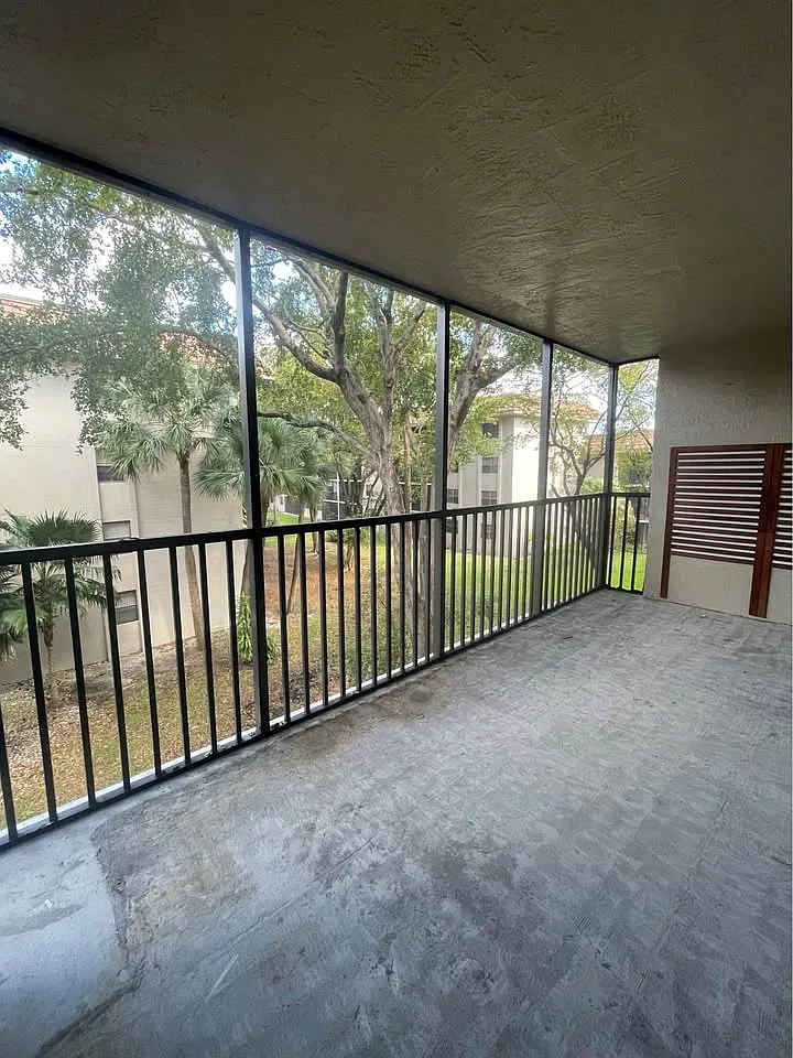 2 bed, 1400 sqft, $2,400 — Photo 2