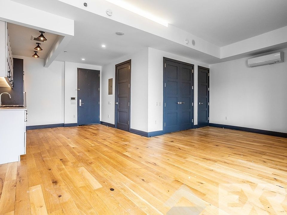 1st image of 10 Montieth St #247E