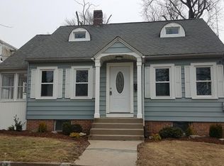 17 Ellsworth Ave, Springfield, MA 01118