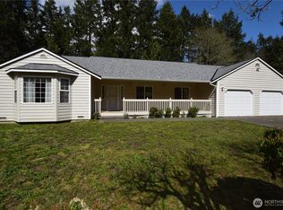 4024 NW Flintwood Ct, Silverdale, WA 98383