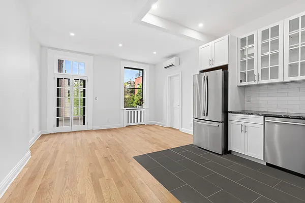 Rented by Corcoran | media 2