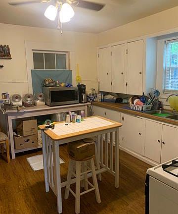 5th image of 1442 Victoria St