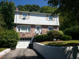57 Sunset Hill Rd, West Roxbury, MA 02132