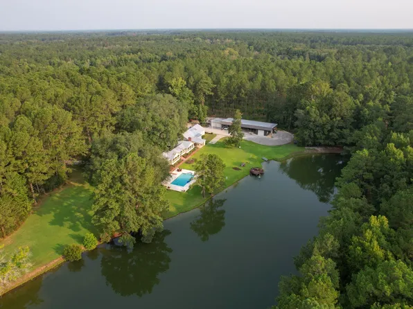 7833 Augusta Stagecoach Rd, Garnett, SC 29922