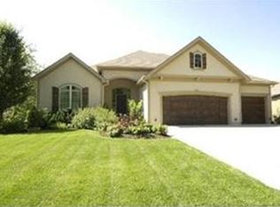9112 N Glenwood Ave, Kansas City, MO 64157