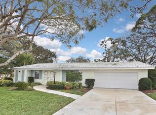 4 Oakwood Dr N #4, Englewood, FL 34223