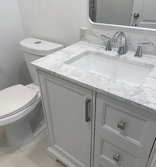 435 Arnaz Dr #201 — Photo 4