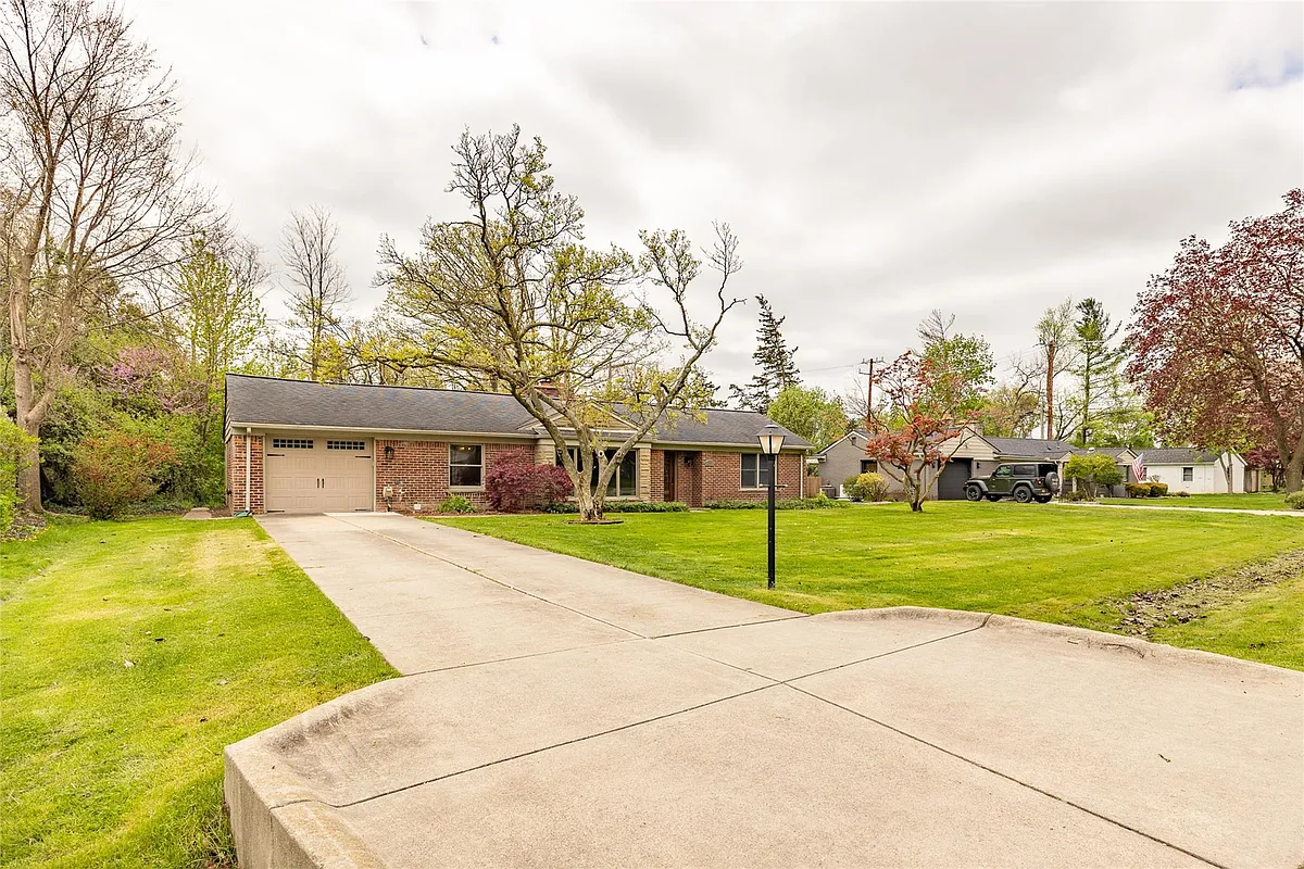 Building Photo - 16239 Madoline St