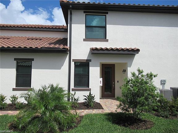 2nd image of 12032 Hawthorn Lake Dr #102