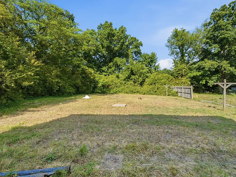 302 Marlin Dr — Photo 10