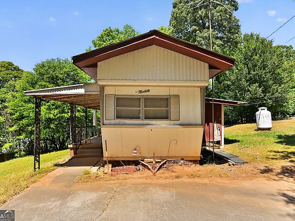 3rd image of 1513 Pine Valley Rd