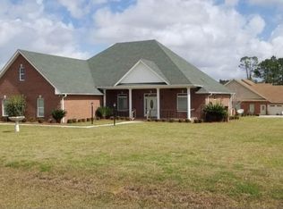 565 Twin Ponds Dr, Havana, FL 32333