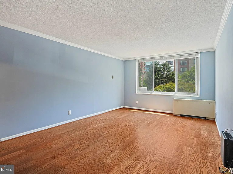 11801 Rockville Pike #209 — Photo 11