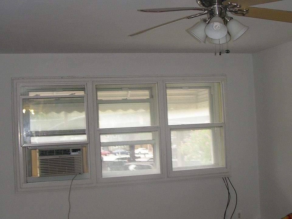 1st image of 20 Henry St Frnt 1
