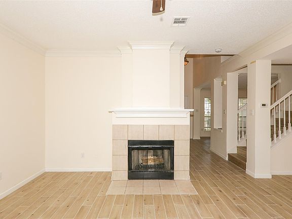 4th image of 5000 Boxwood Ln