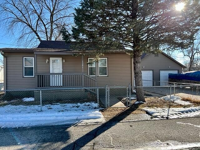 2nd image of 1341 Cachelin Dr