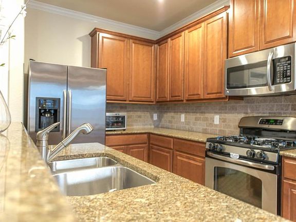 5th image of 13731 McKinney Creek Ln