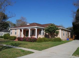 30 Moore Dr, Charleston, SC 29407