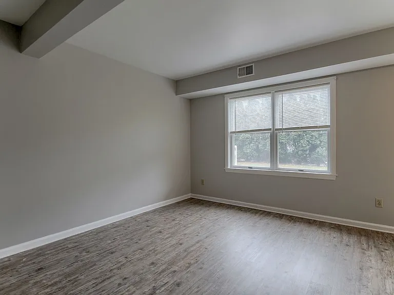 555 Allison Drive — Photo 23