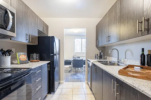 882 Kipps Ln Photo 1