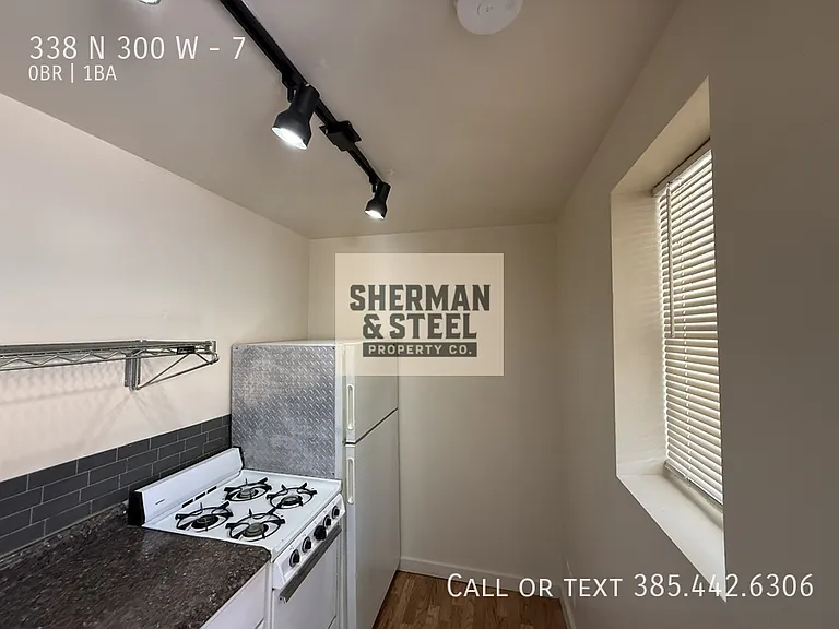 338 N 300 W #7 — Photo 5