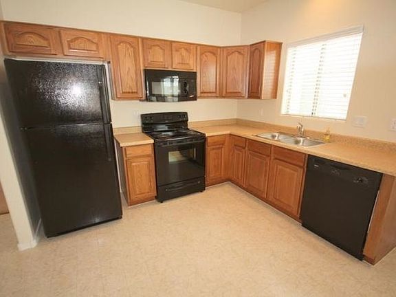 4th image of 9920 E Hay Loft Dr