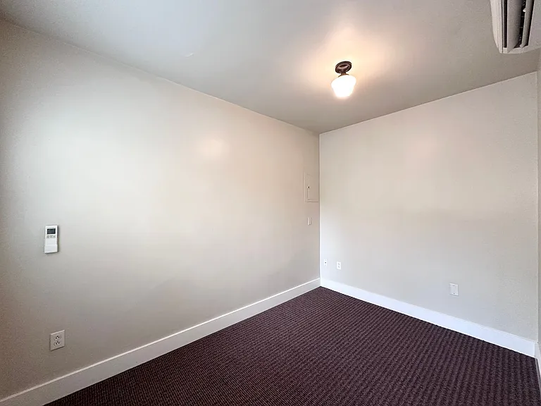 Beautiful Vintage 1 BR in Kerns Neighborhood! — Photo 7