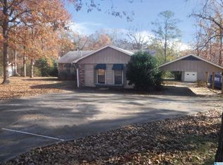 51 W Aqua Dr, Gadsden, AL 35901