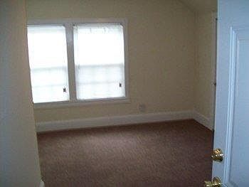 2nd image of 318 N Spring St APT A