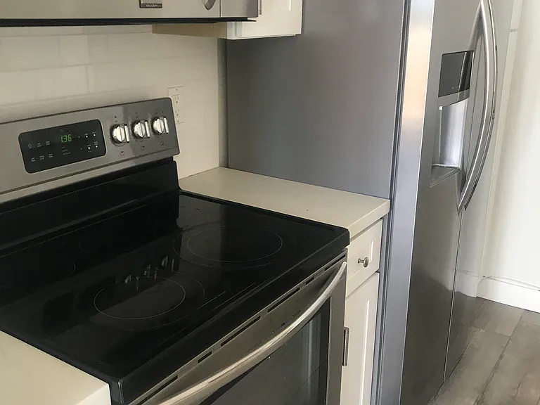 Refrigerator, Stove and Microwave