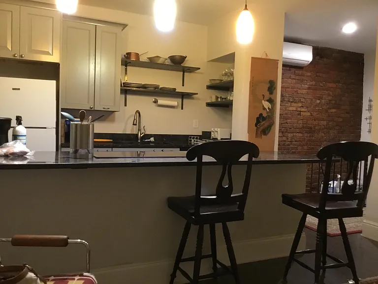 5419 Butler St — Photo 3
