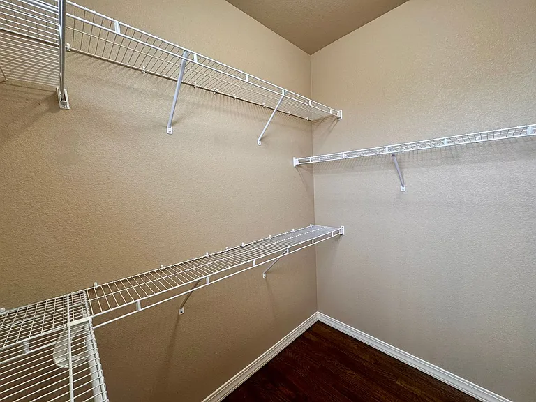 8475 Glen Carriage Grv — Photo 18