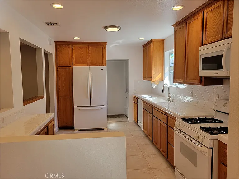 1923 Shipway Ave — Photo 11