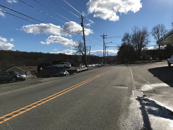 5th image of 1894 Greenwood Lake Tpke