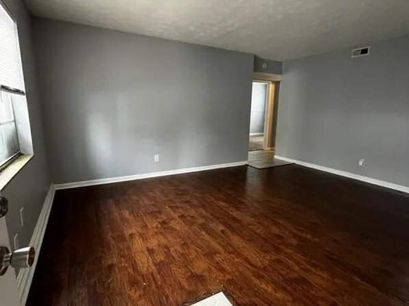 1806 Parkwood Ln #2, Johnson City, TN 37604