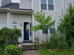 126 Bradford Ln, Lansdale, PA 19446