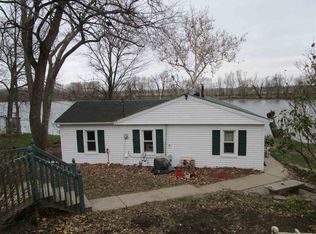 9538 N Thompson St, Colona, IL 61241