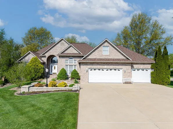 1 Matthew Allen Ct, Troy, IL 62294