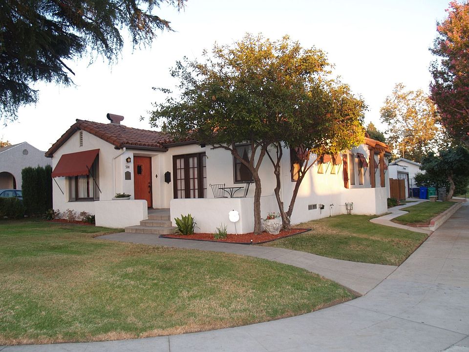 front corner view