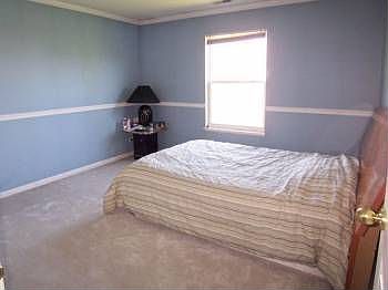 2nd image of 6070 Russell Dr
