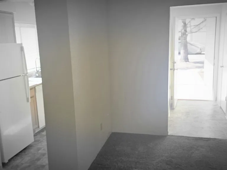 726 S Skyline Way #B — Photo 2