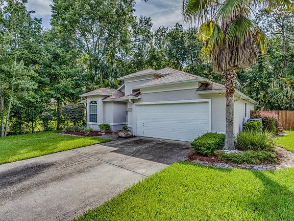 3rd image of 11599 Derby Forest Dr