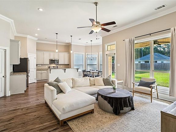2nd image of 20354 Helenbirg Rd