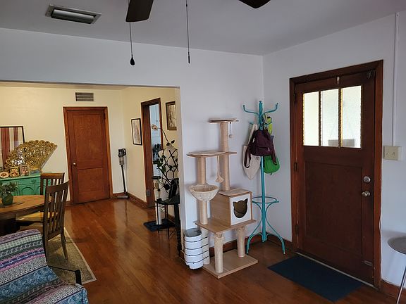 2nd image of 1035 NE 7th Pl #1035
