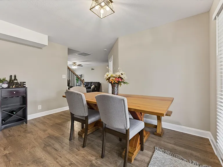 2361 Bridgeport Way — Photo 14