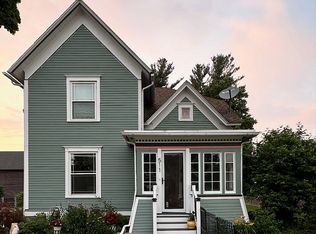 511 E Grand River Ave, Fowlerville, MI 48836