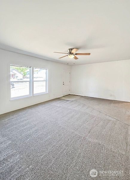 3rd image of 1603 Park Avenue