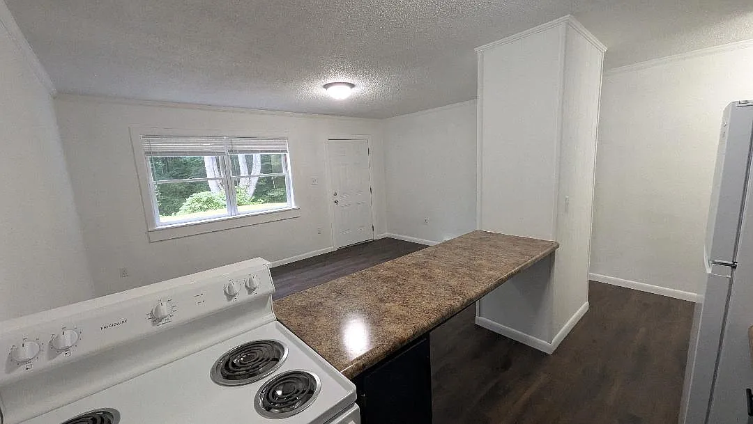 1 bed, 500 sqft, $800 — Photo 3