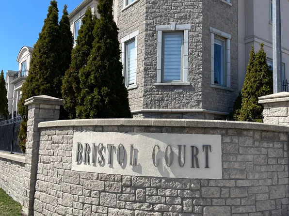 9133 Bayview Ave #97, Richmond Hill, ON L4B 4C5