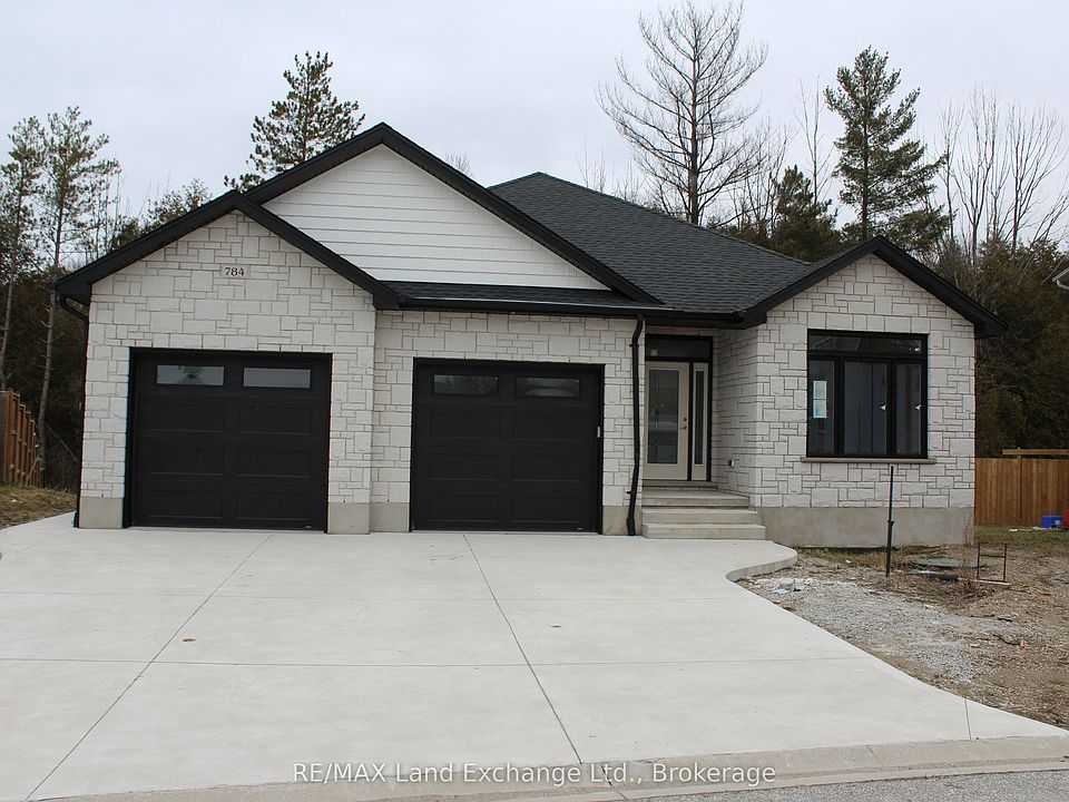 1st image of 784 Campbell Ave